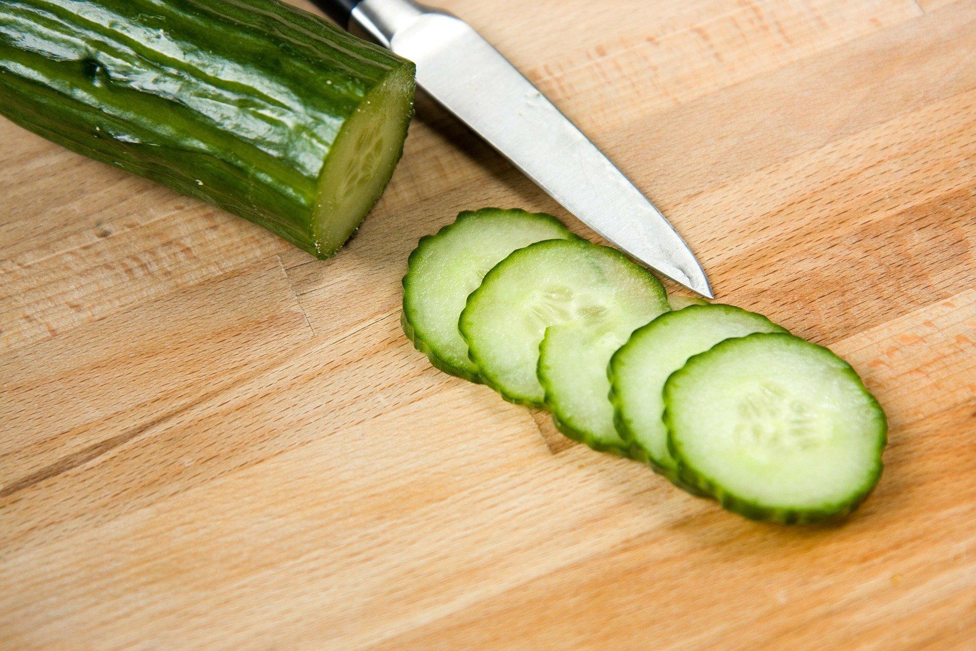 How do you become a successful cooking tutor?
