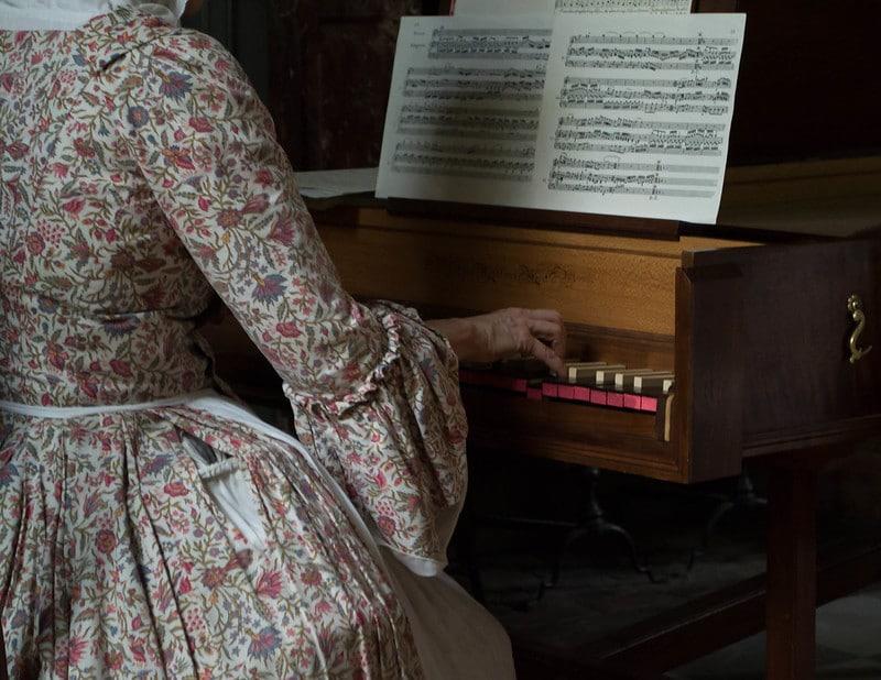 Superprof can help you learn how to play the harpischord.