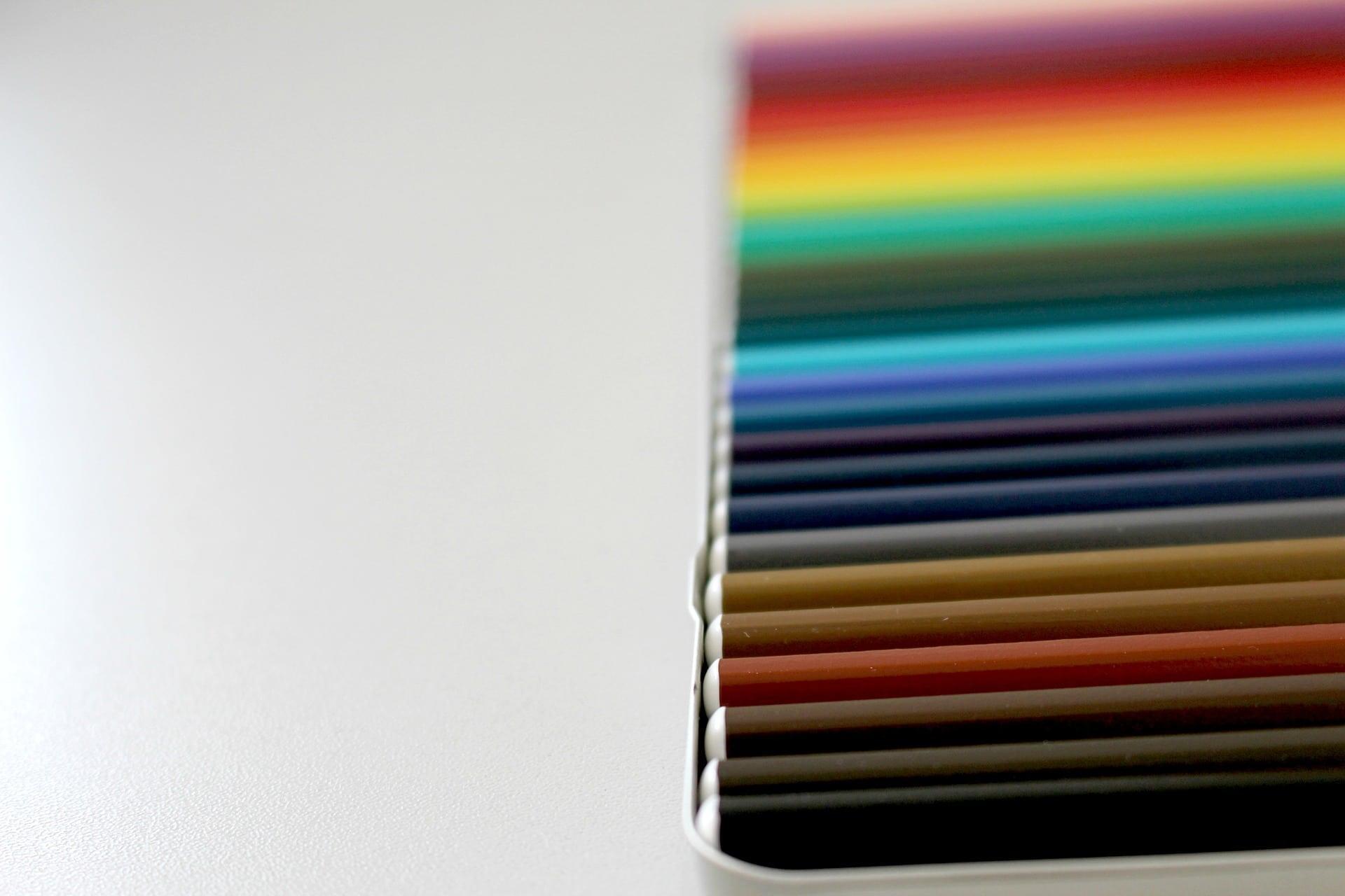 How much can art teachers earn abroad?