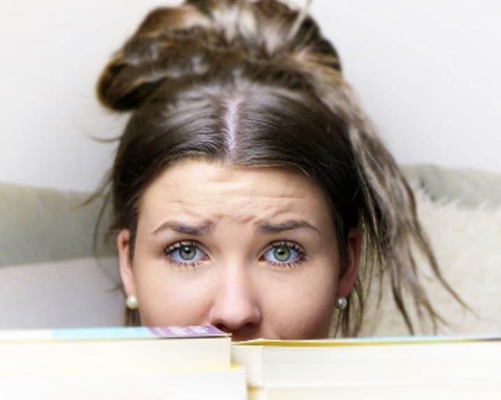 Exam questions are so hard that you need to bury yourself in books!