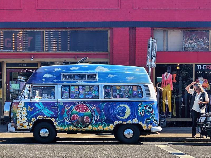 The crash of hippie culture did not bring on the age of self-help