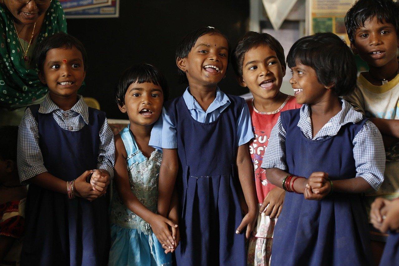 Should kids learn on their own or with help from parents?