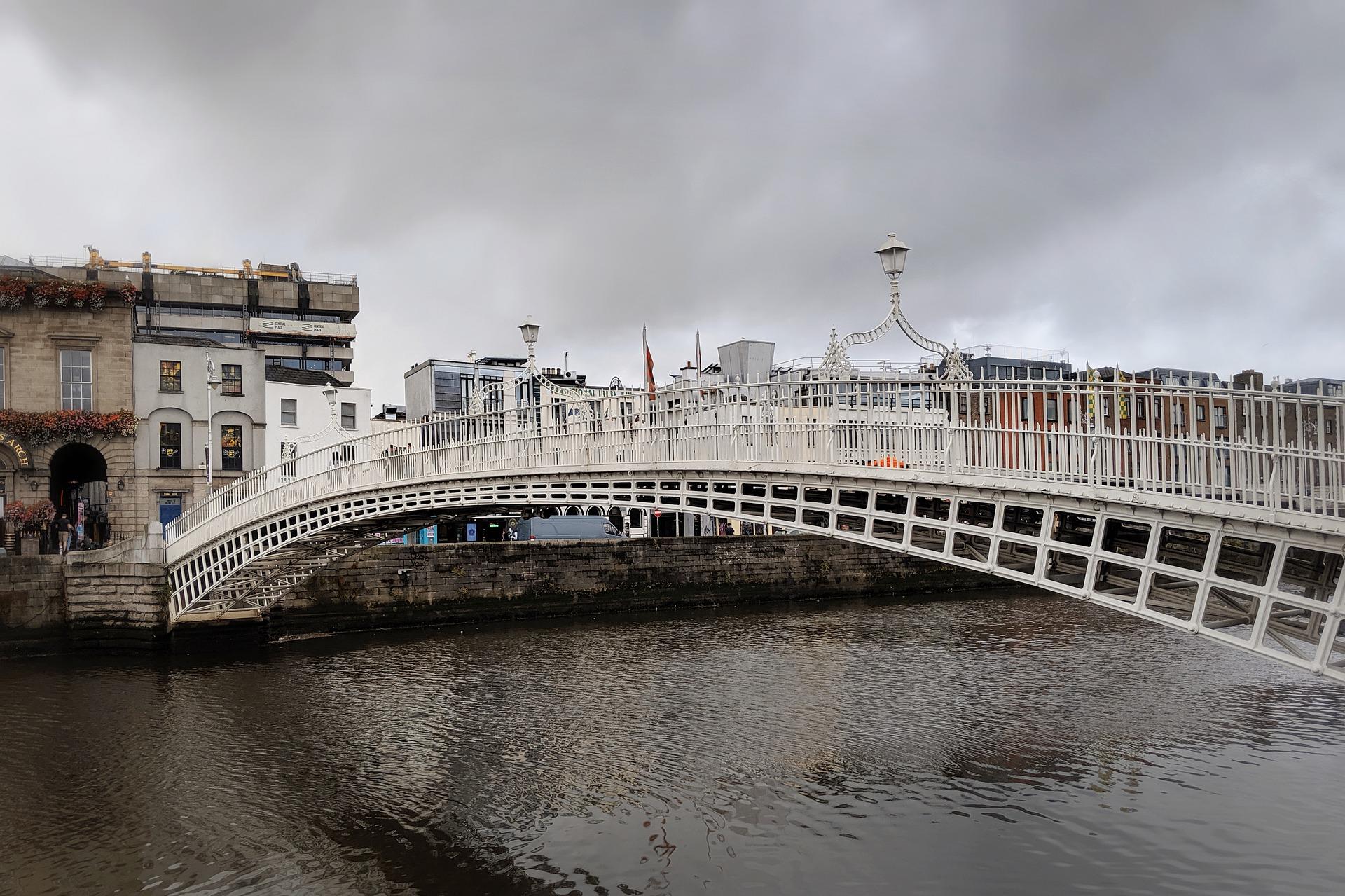 How much does public transport in Dublin cost?