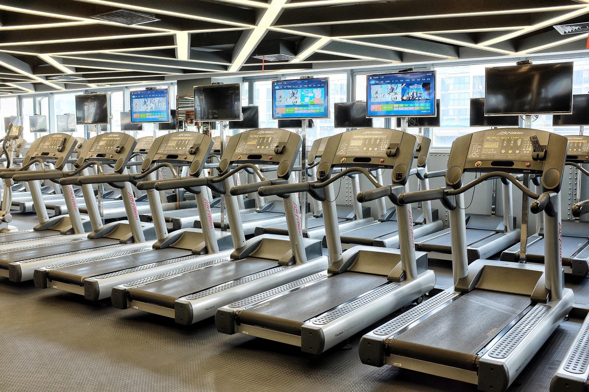 What are the benefits of a treadmill?
