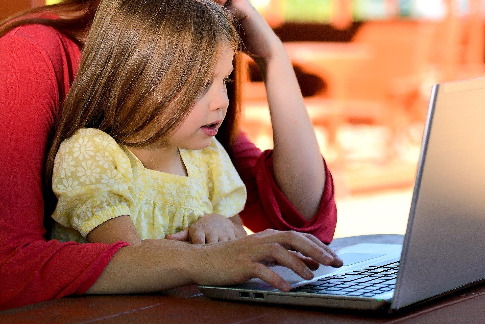 What are the advantages of homeschooling?