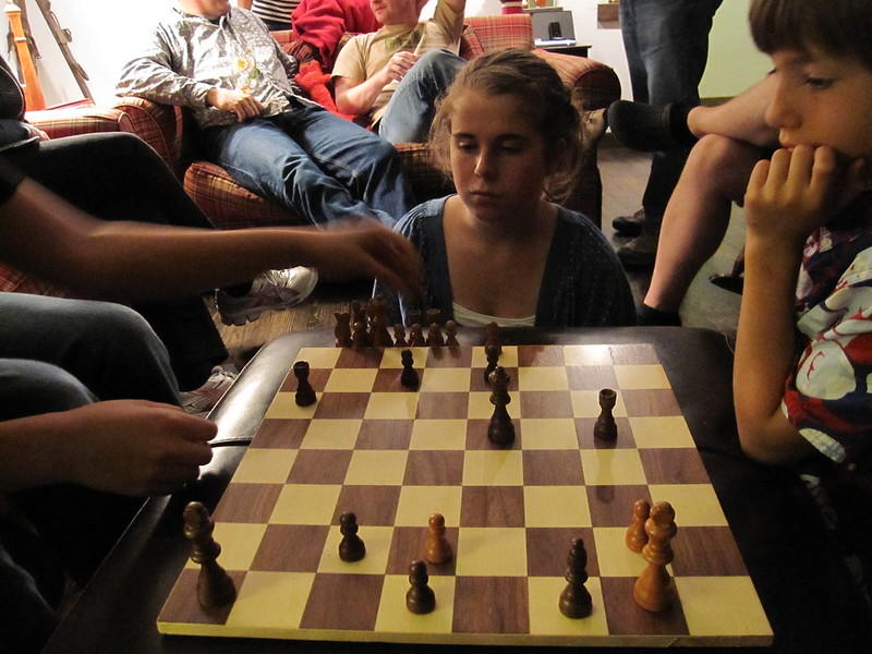 Let a private chess tutor teach your kids how to play chess