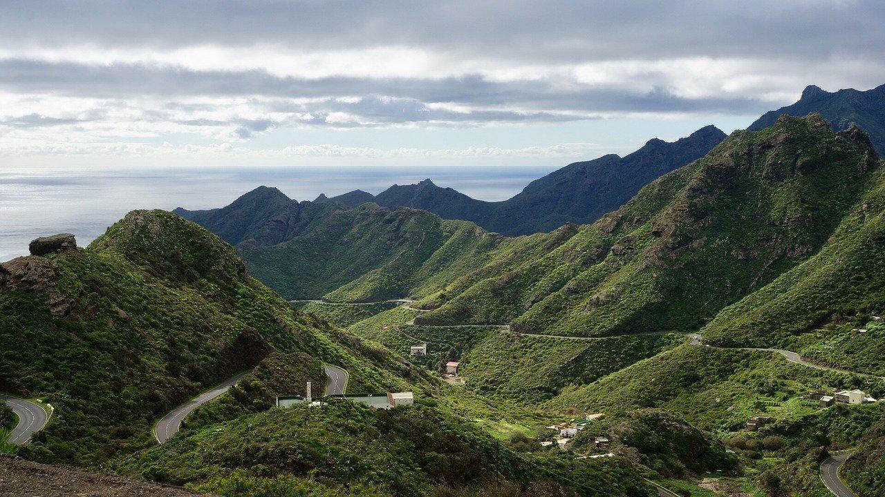 What is there to do on the Canary Islands?