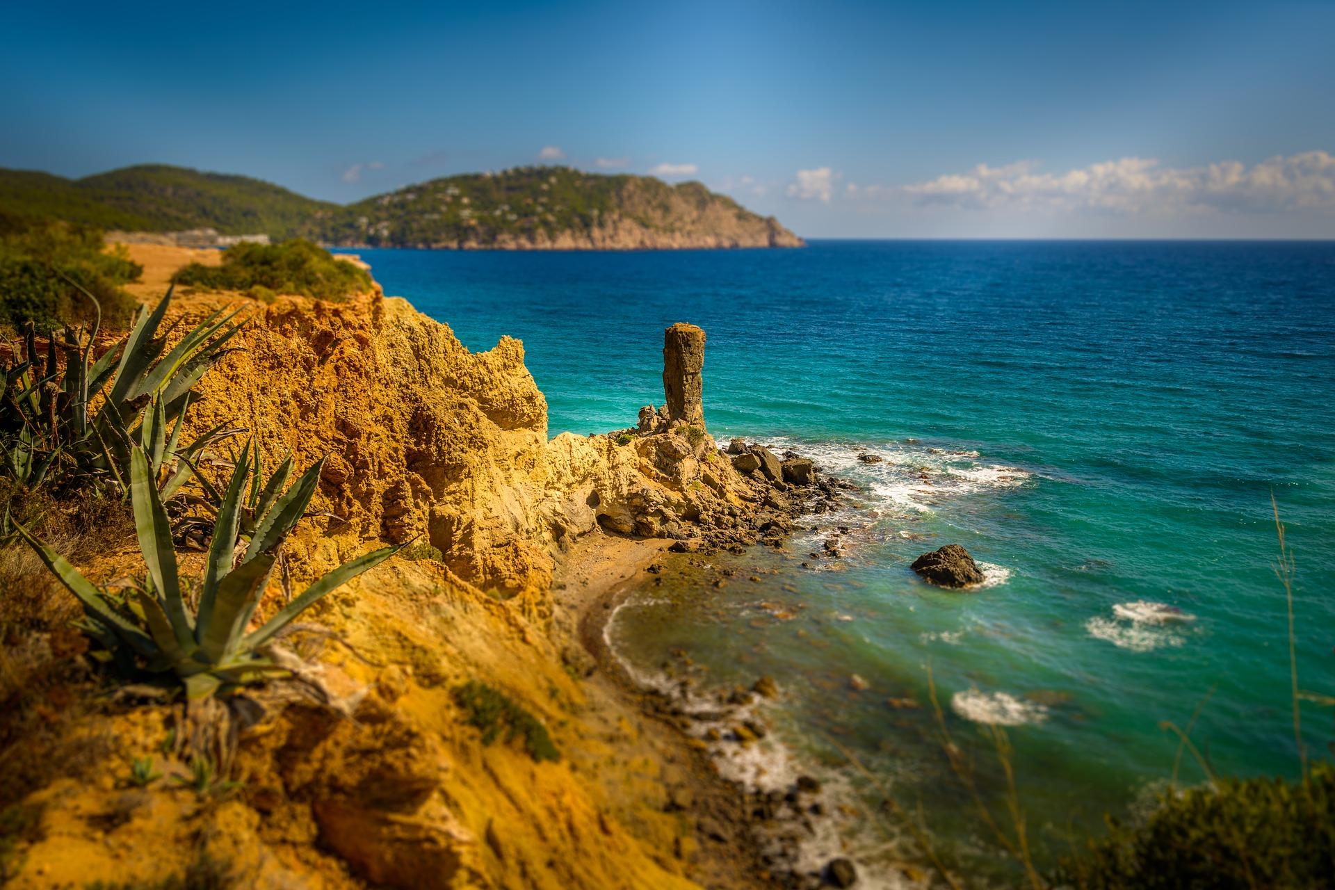 Where are the best beaches in Ibiza?