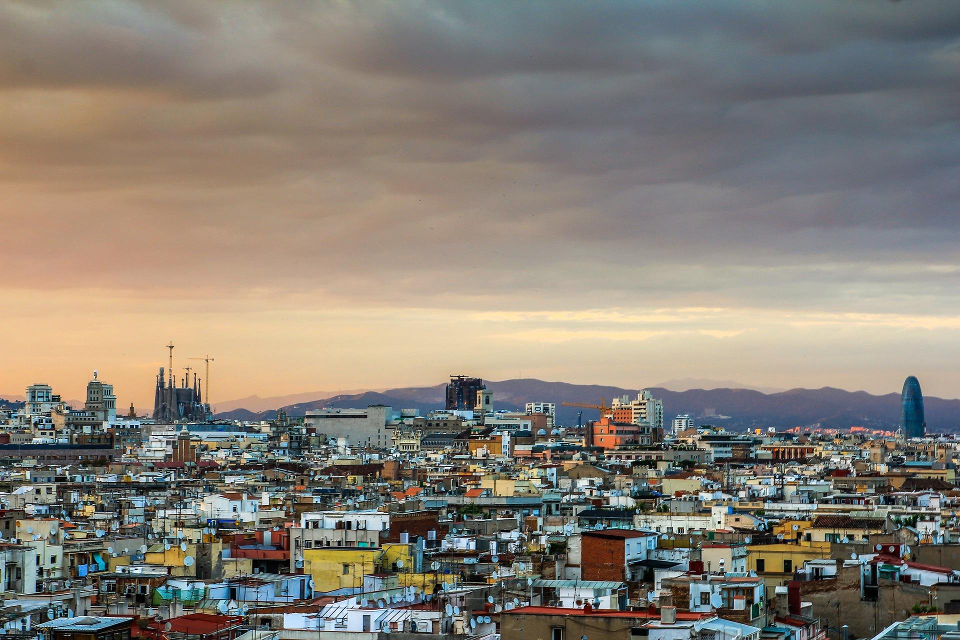 How can you plan a trip to Barcelona?