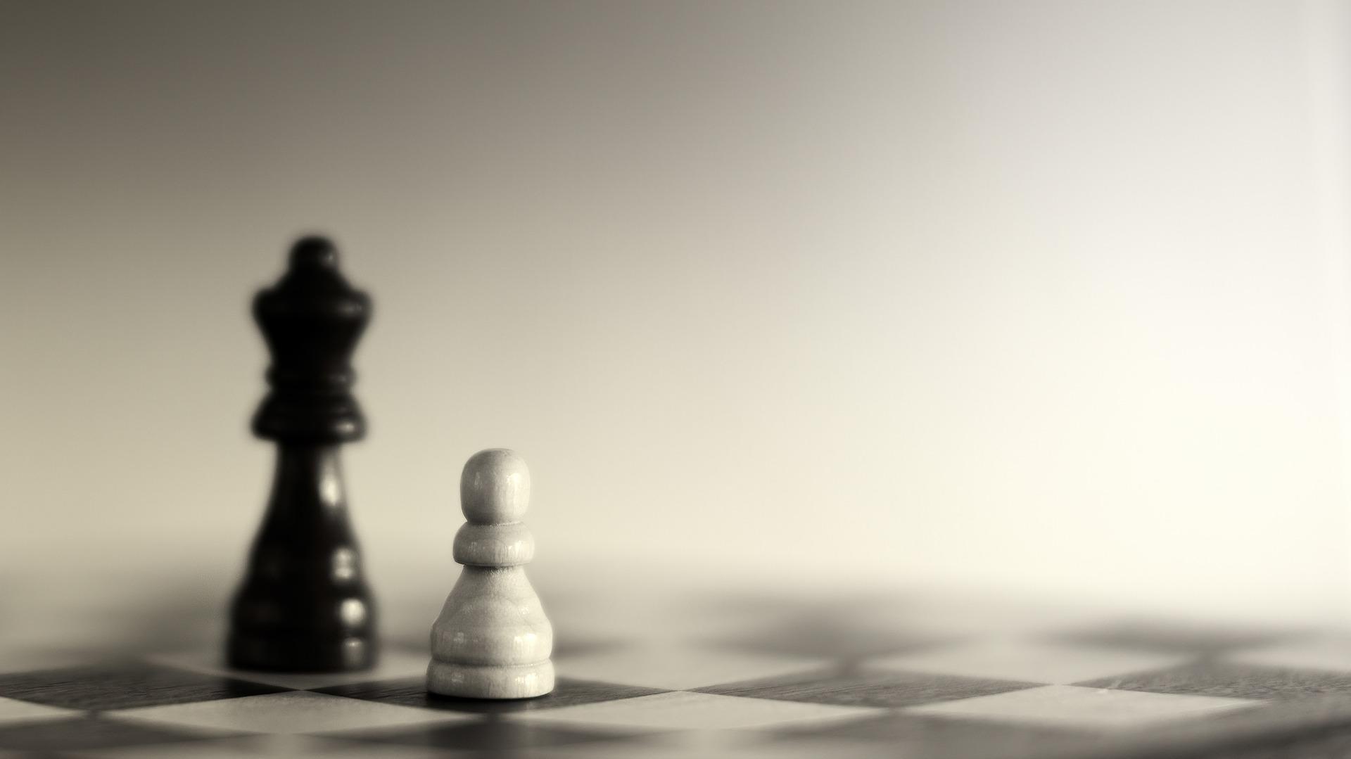 How can you start learning to play chess?