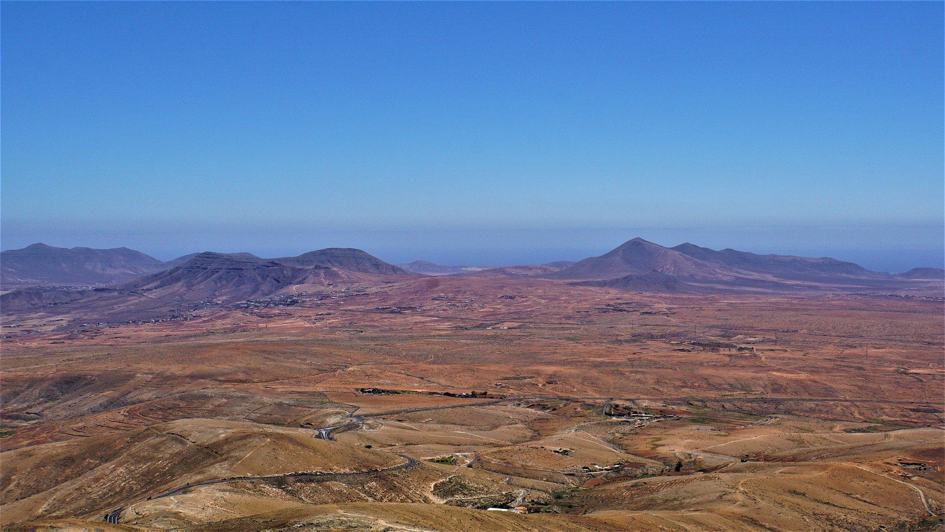 What is there to do in Fuerteventura?