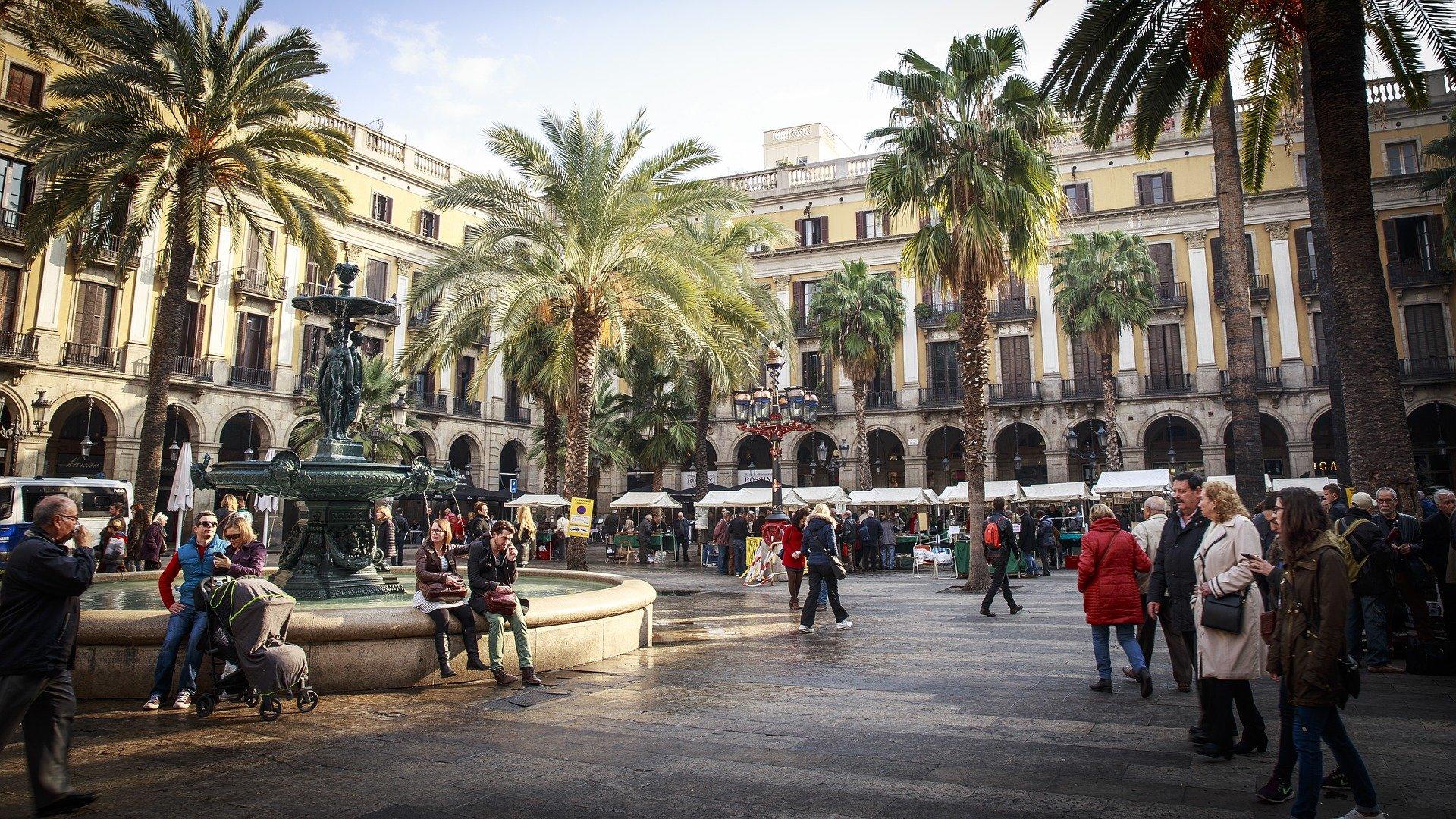 Where can you stay in Barcelona?