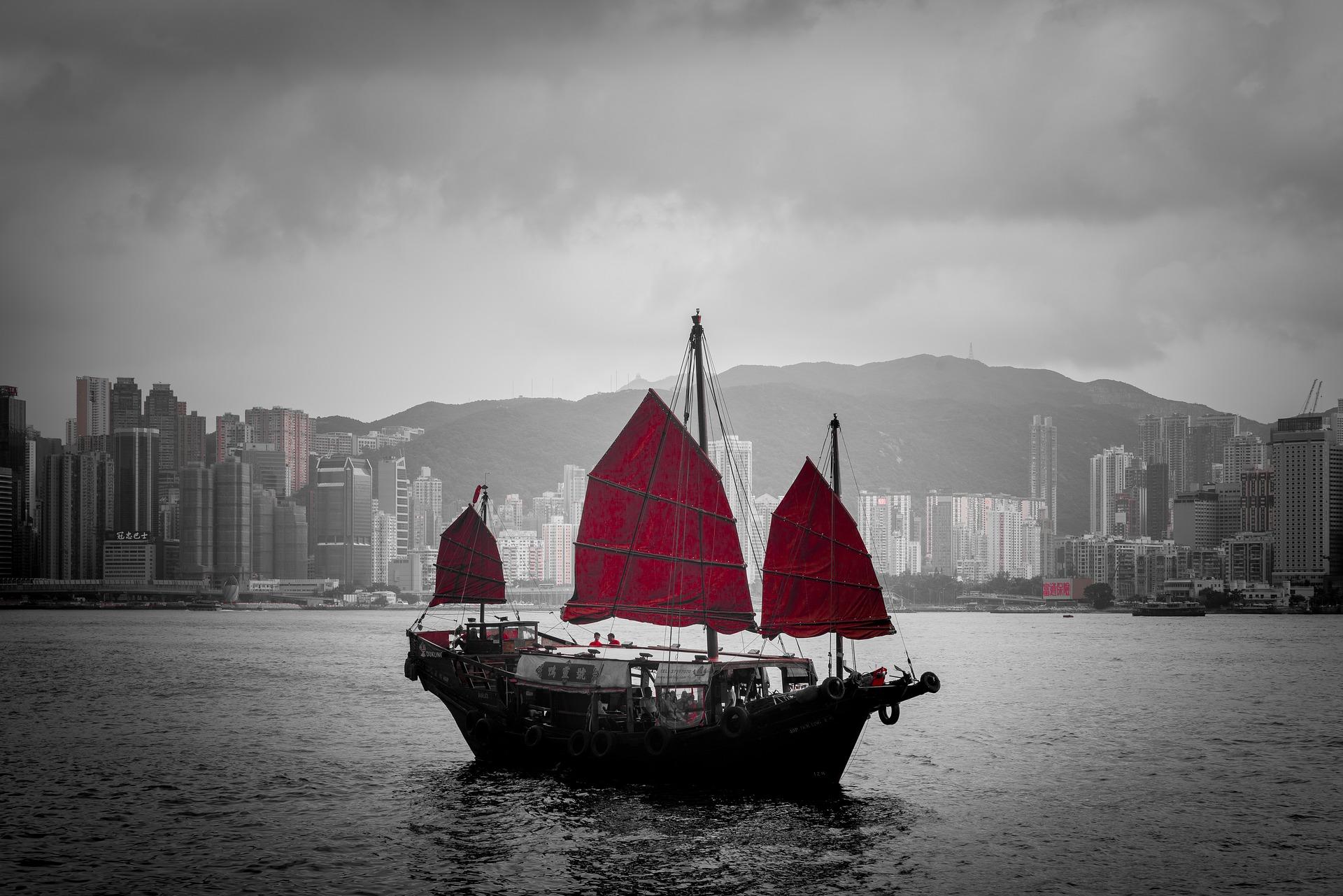 How expensive are tourist attractions in Hong Kong?