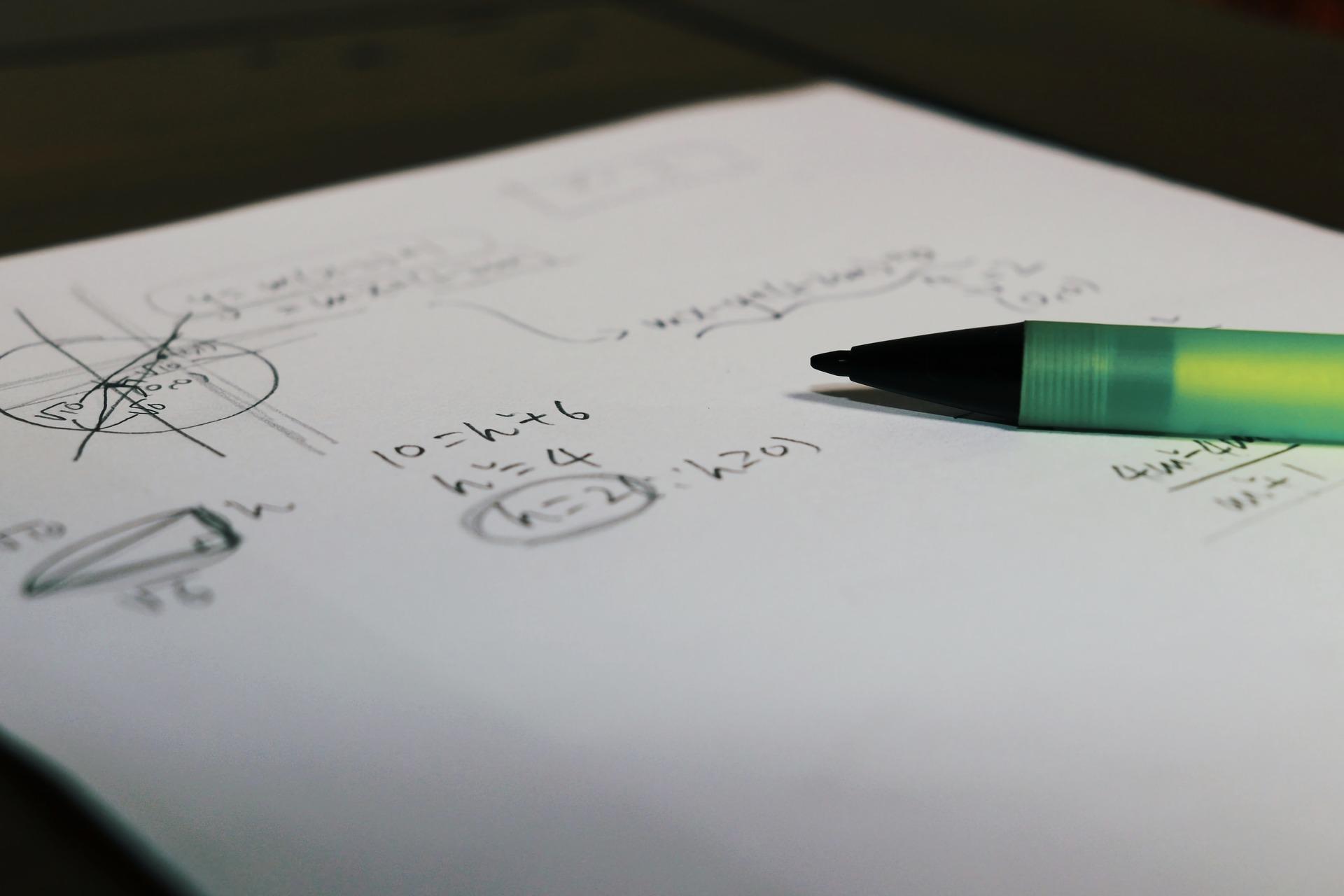 How do you factorise with several common factors?