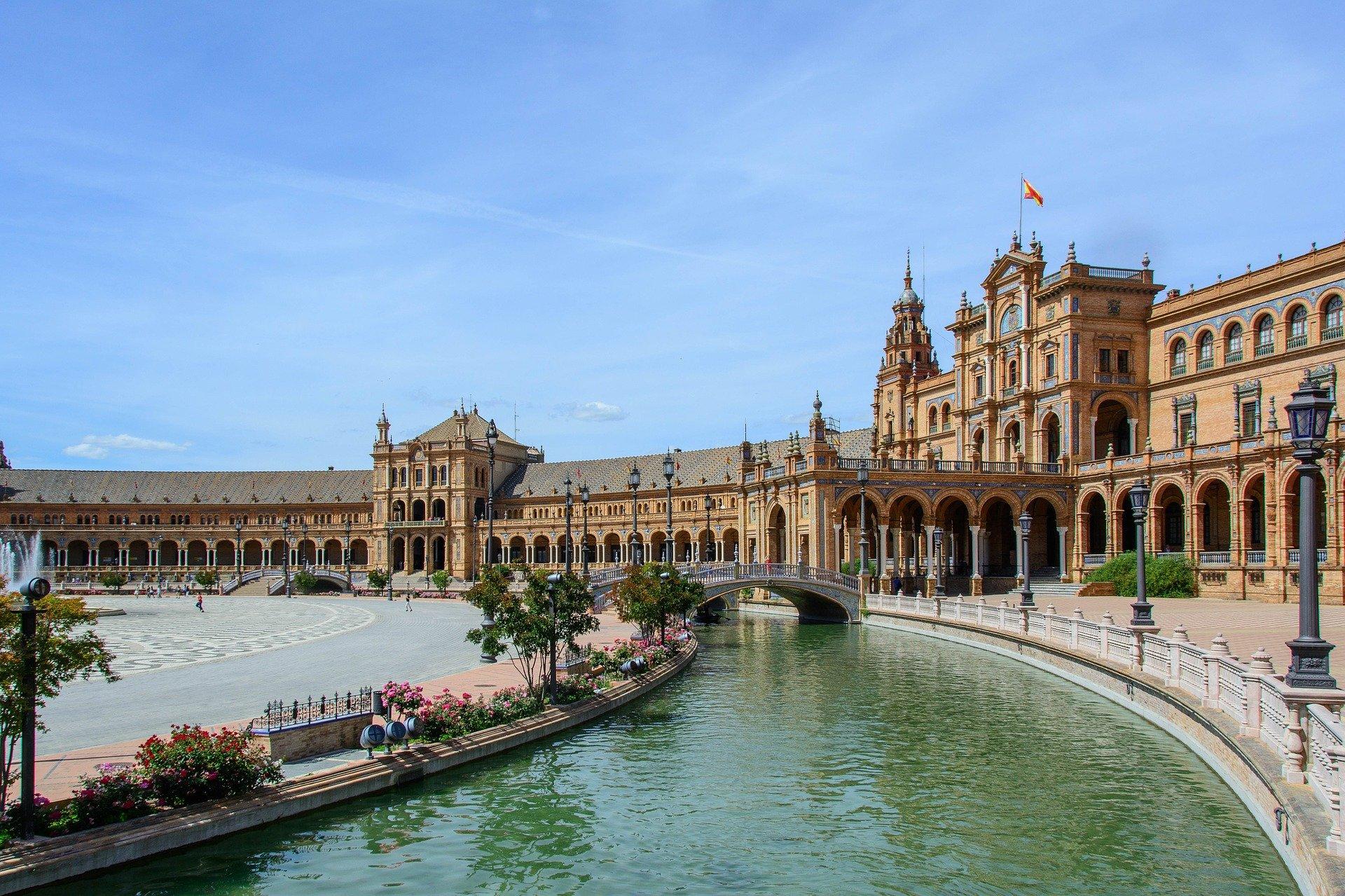 What's the weather like in Seville?