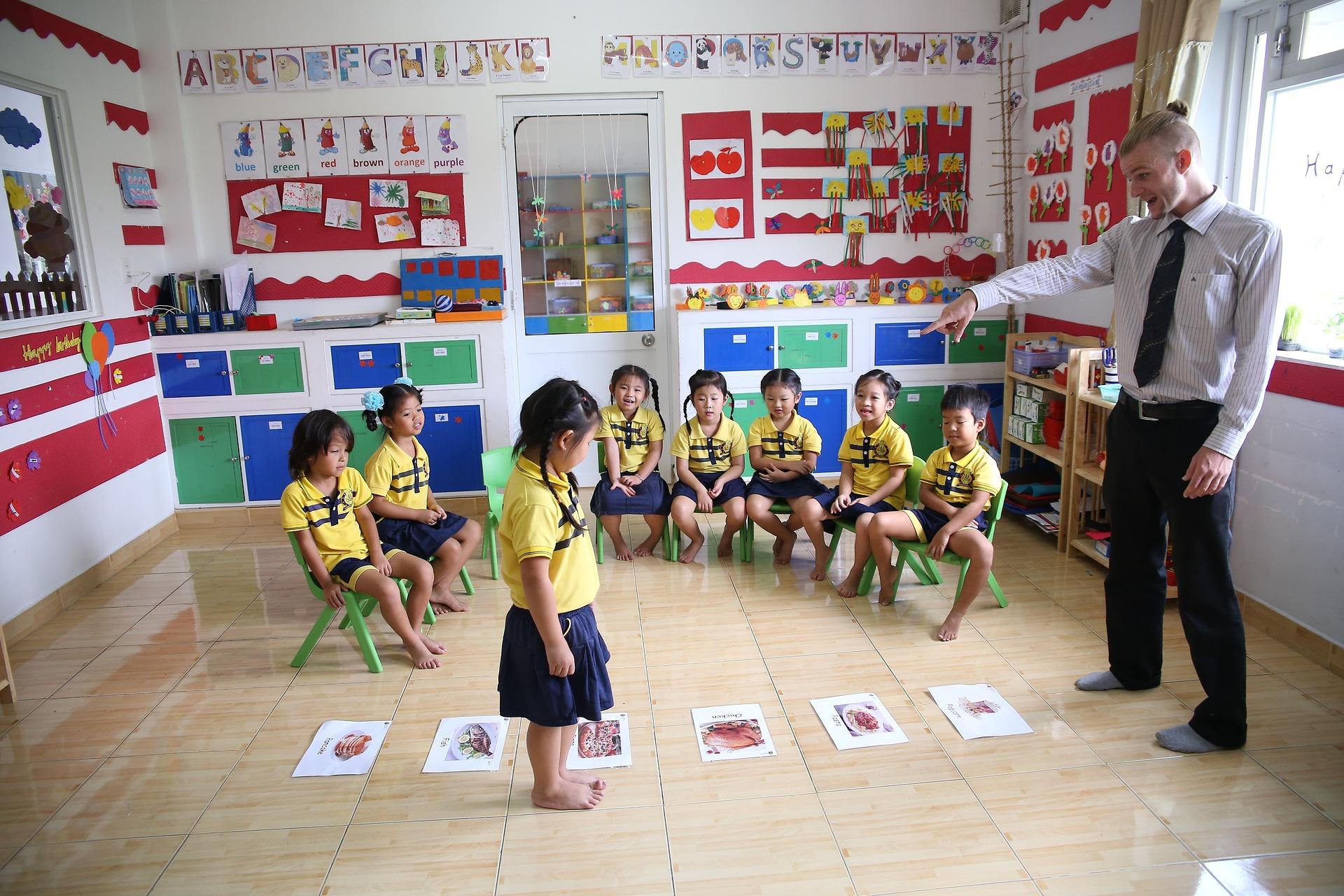 How can you make games effective in language lessons?