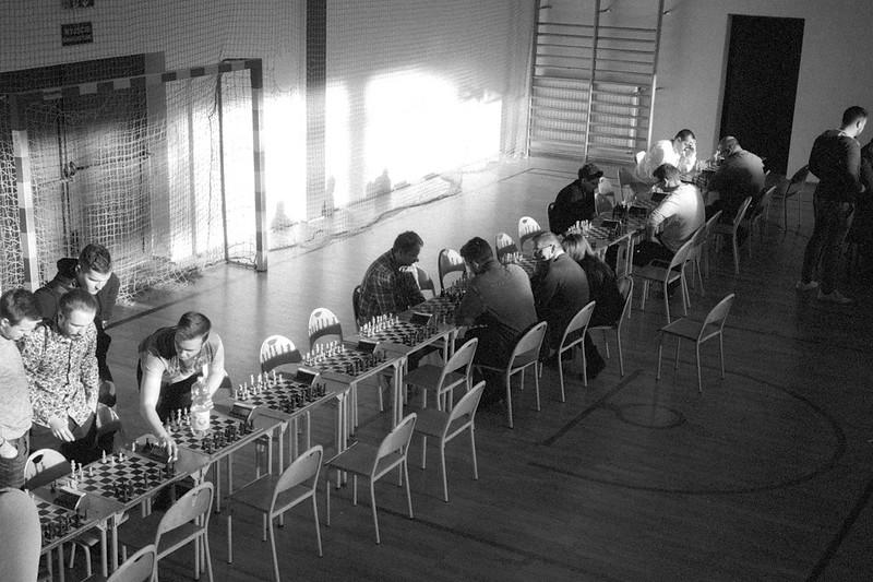 Tournament organisers need to know how many people will participate