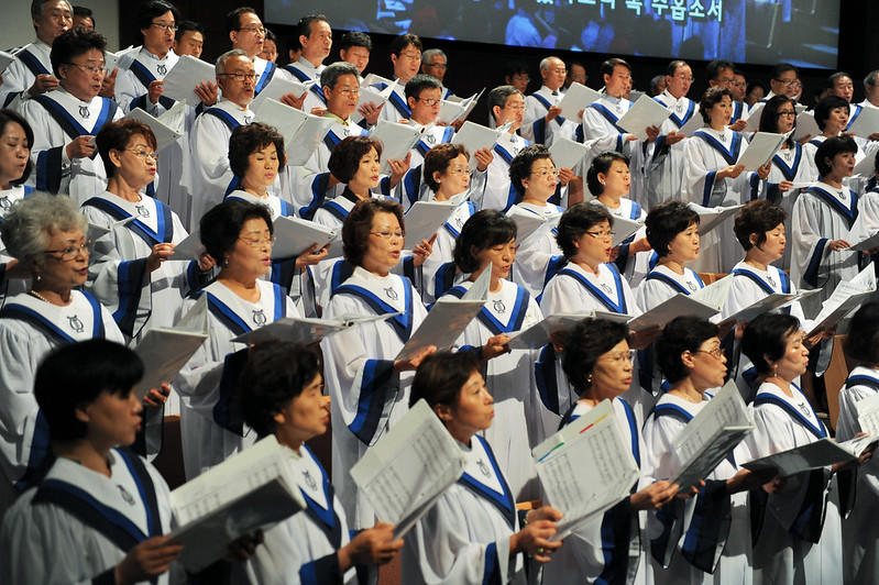 Singers always have excellent posture because it helps them sing better