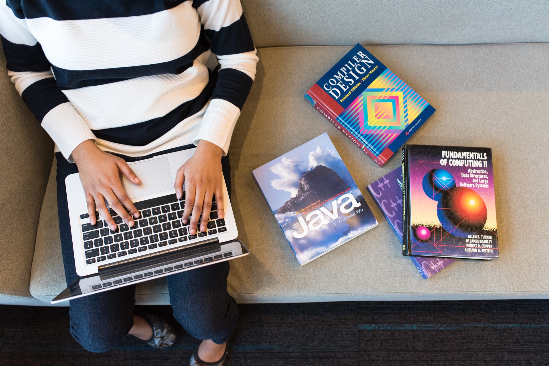 what are computer programming online courses