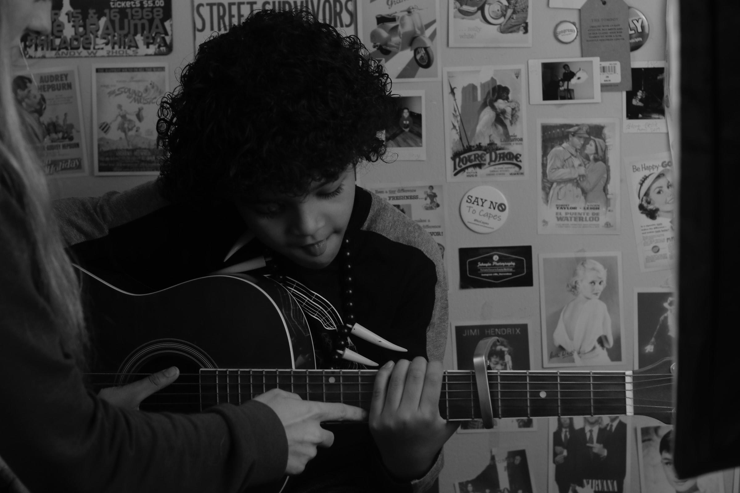 taking guitar lessons