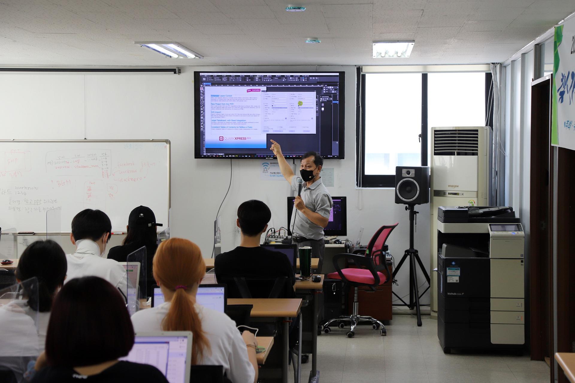 a korean language class