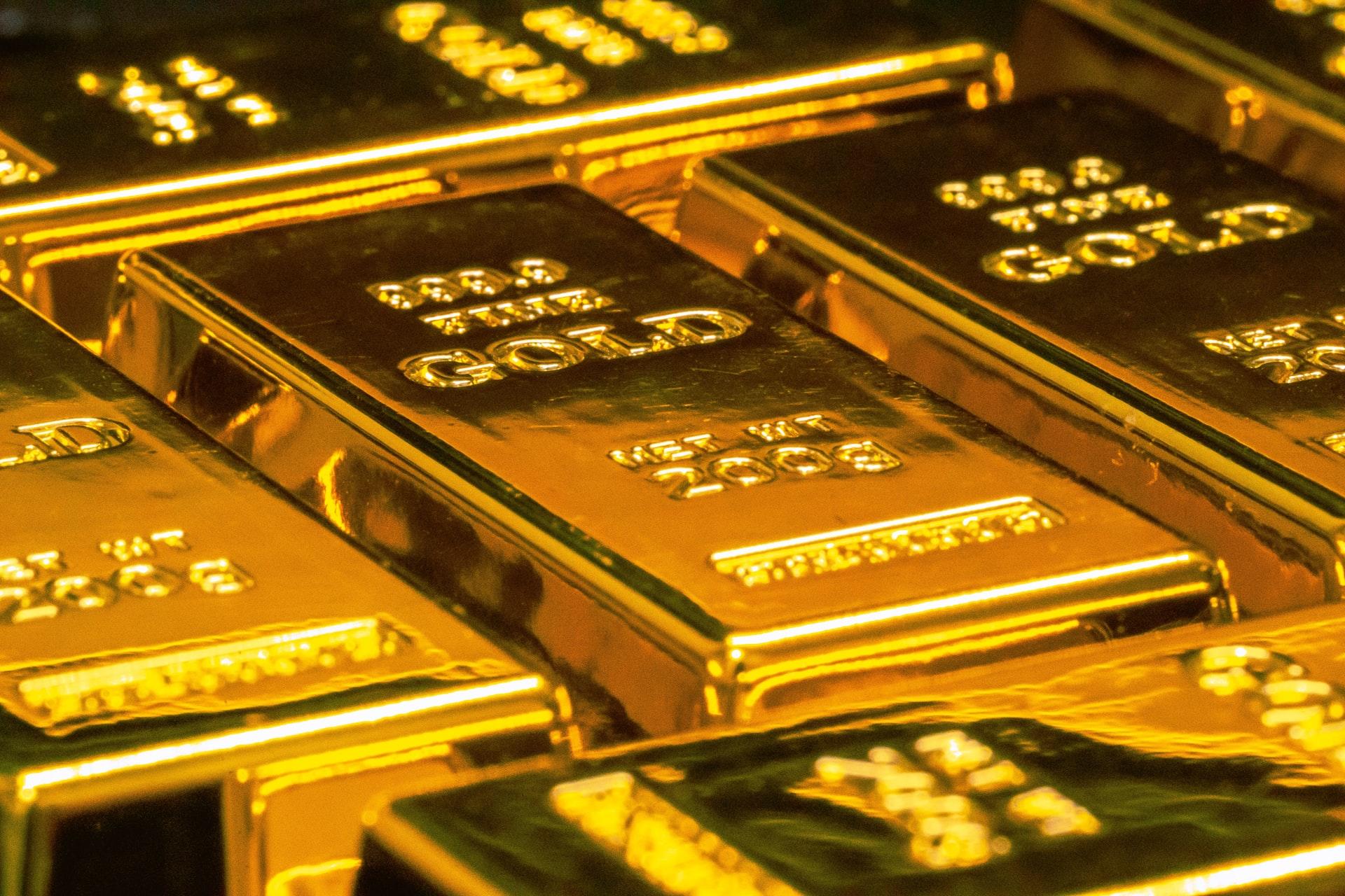 A layout of 200 gram gold bars.
