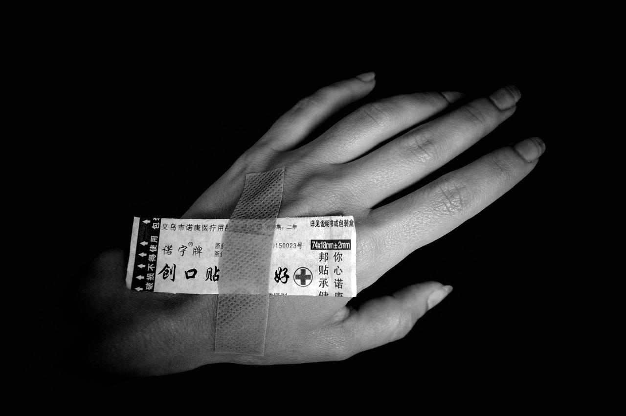 hand wound injury medical plaster