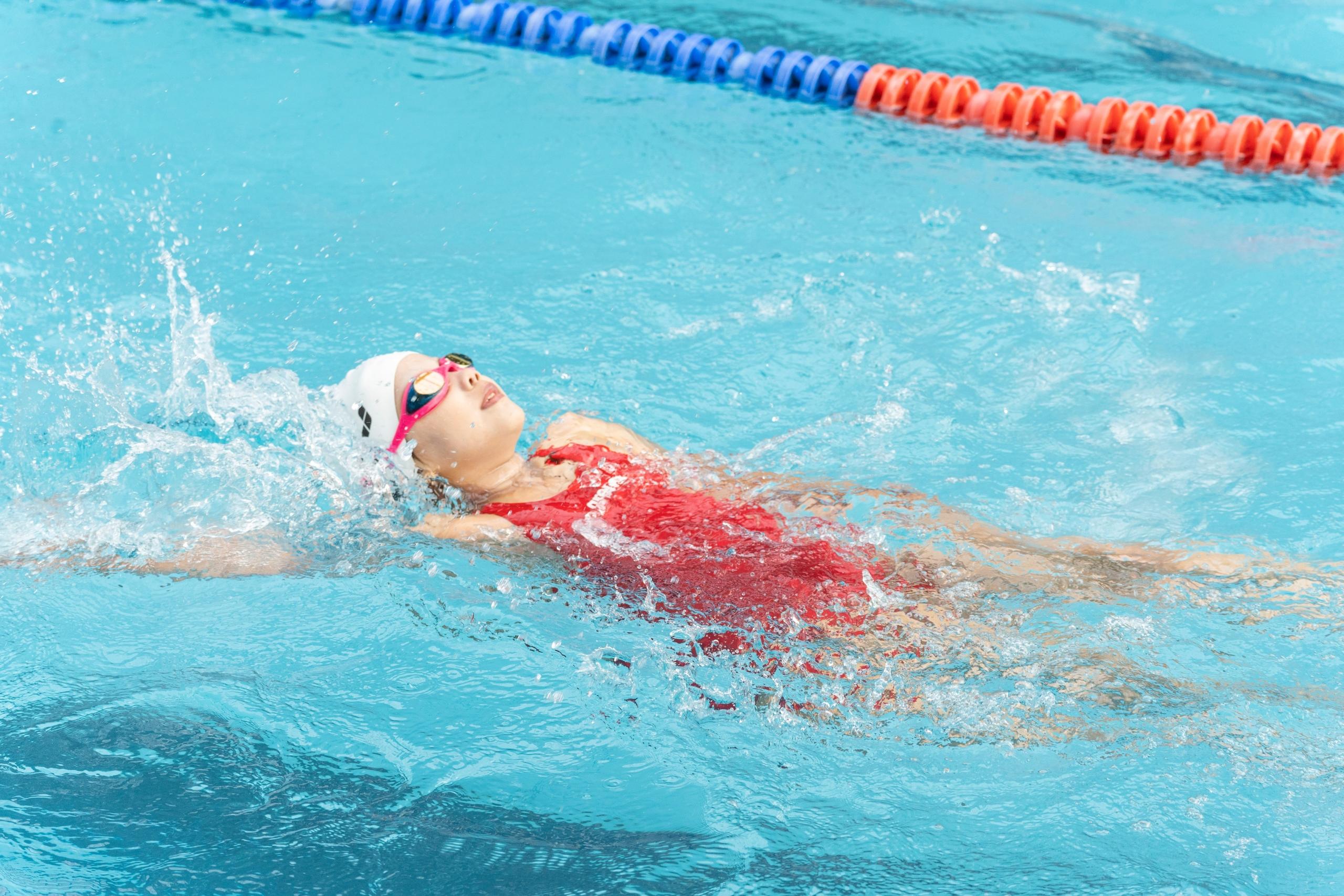 Learning how to swim