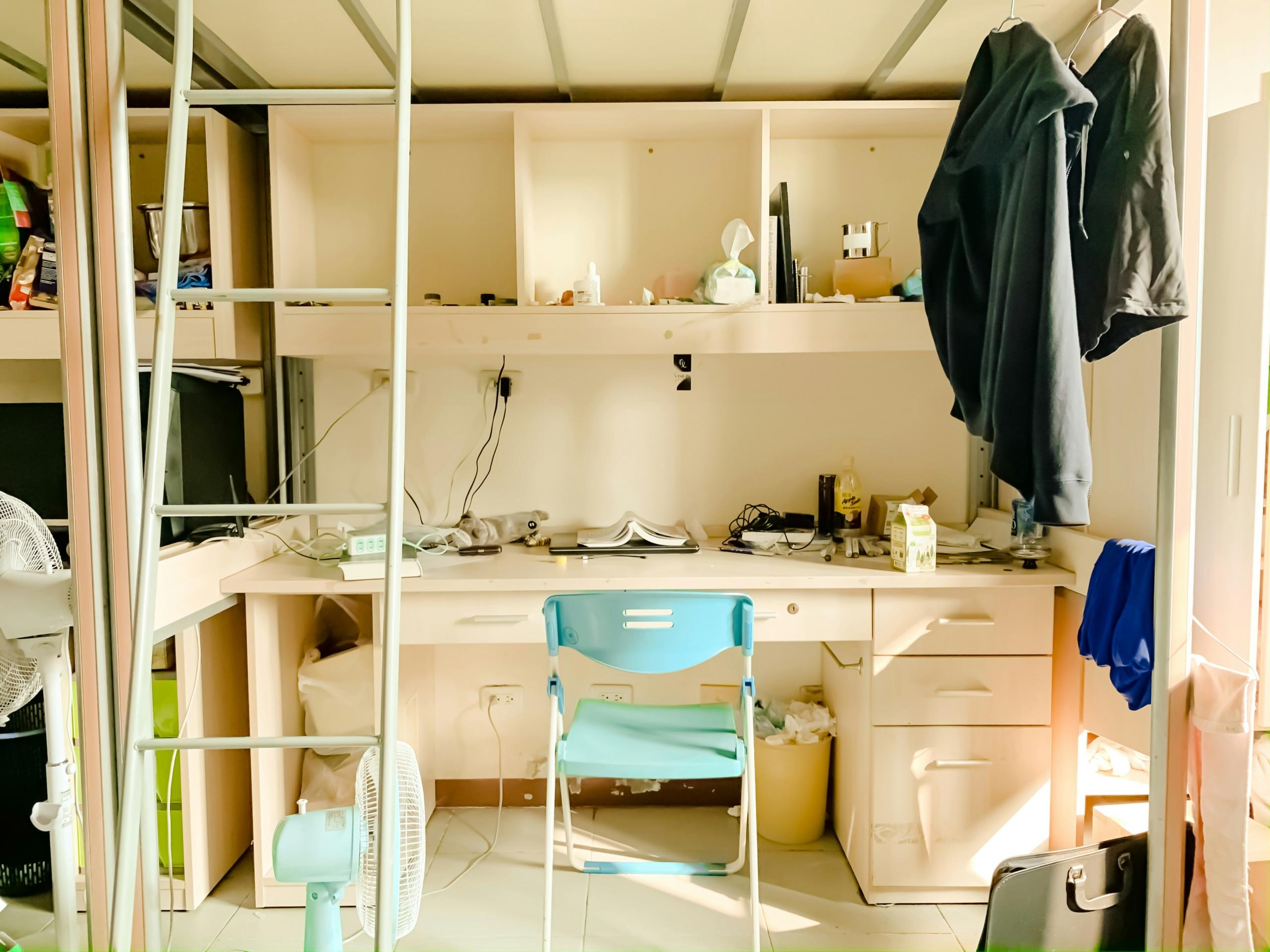 university accommodation room freshers