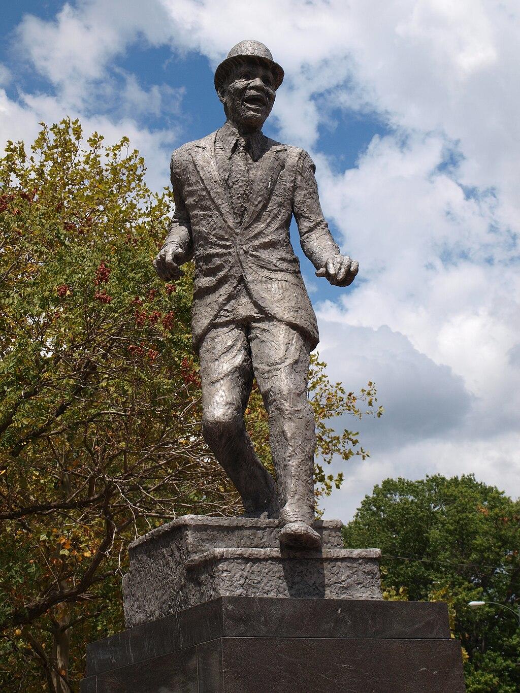 A statue of Bill Robinson
