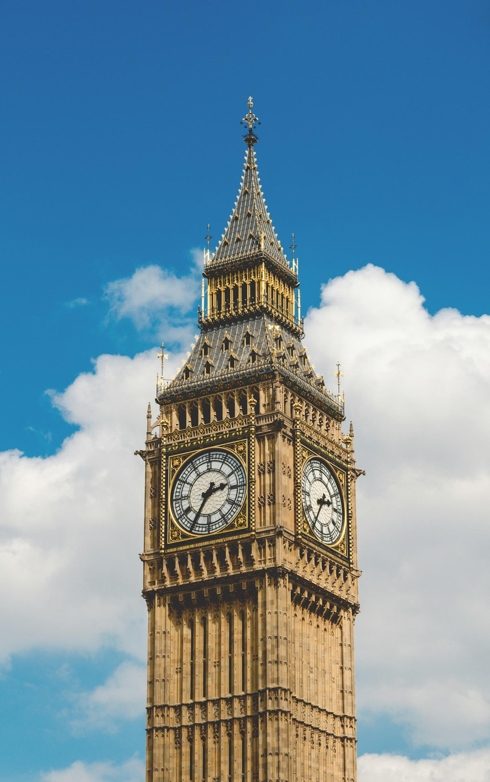 Big Ben building in London