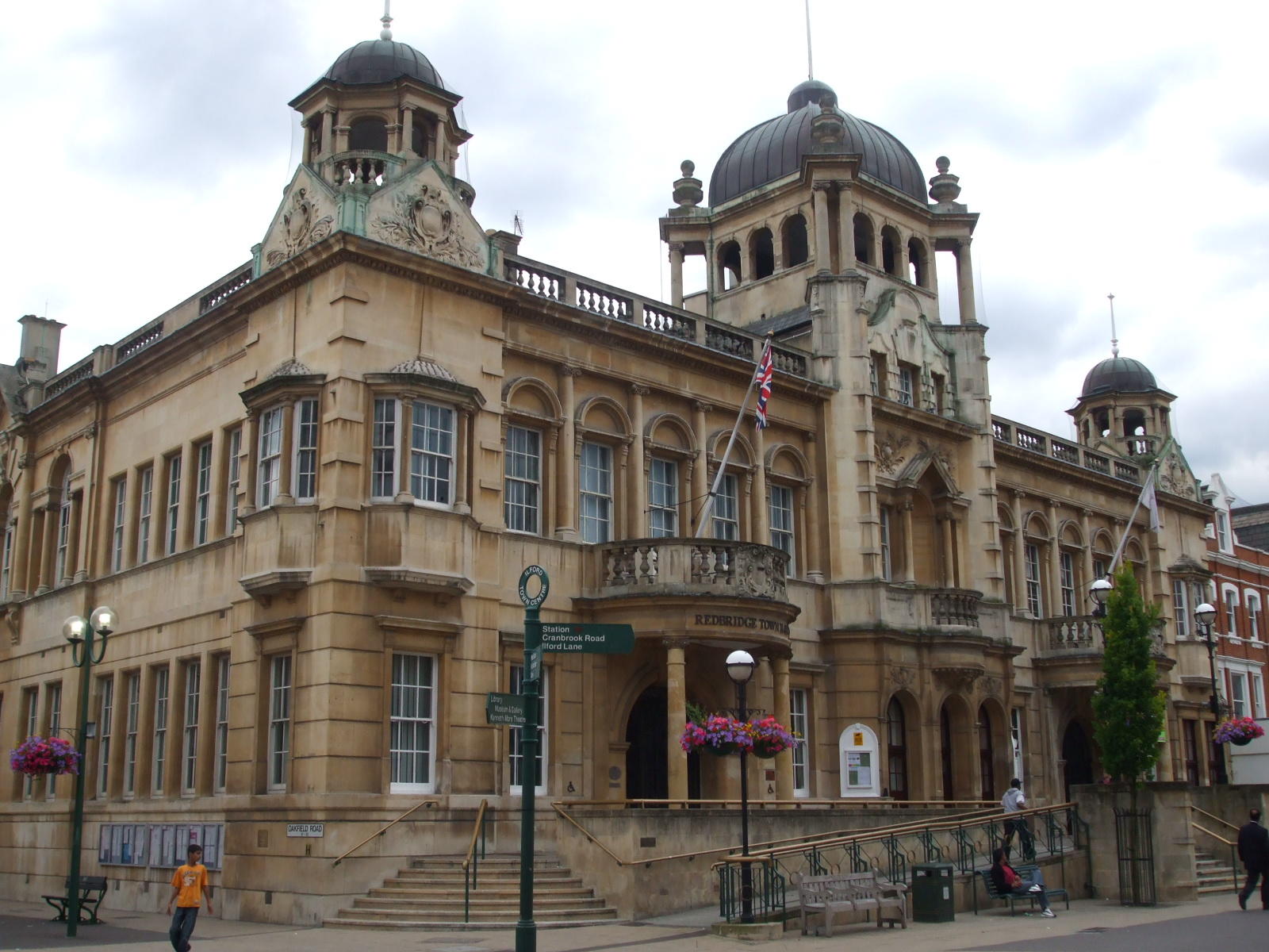 exterior view of the ilford redbridge town hall building