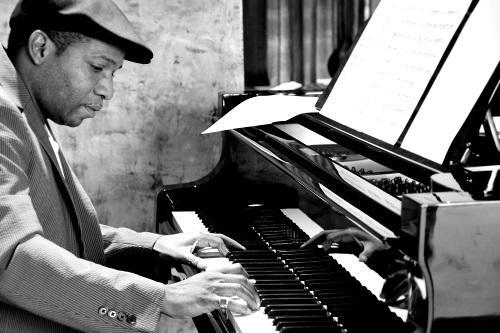 Jazz piano rhythms are straightforward.