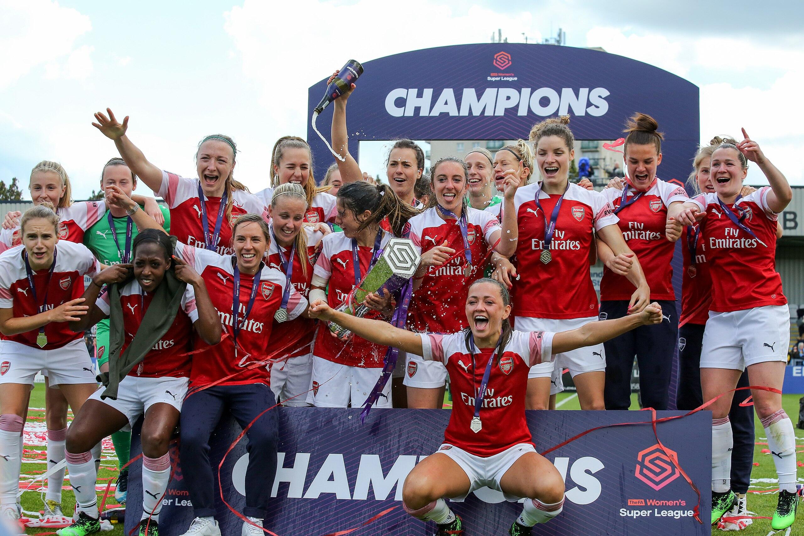 Arsenal celebrates winning the FA WSL in 2019