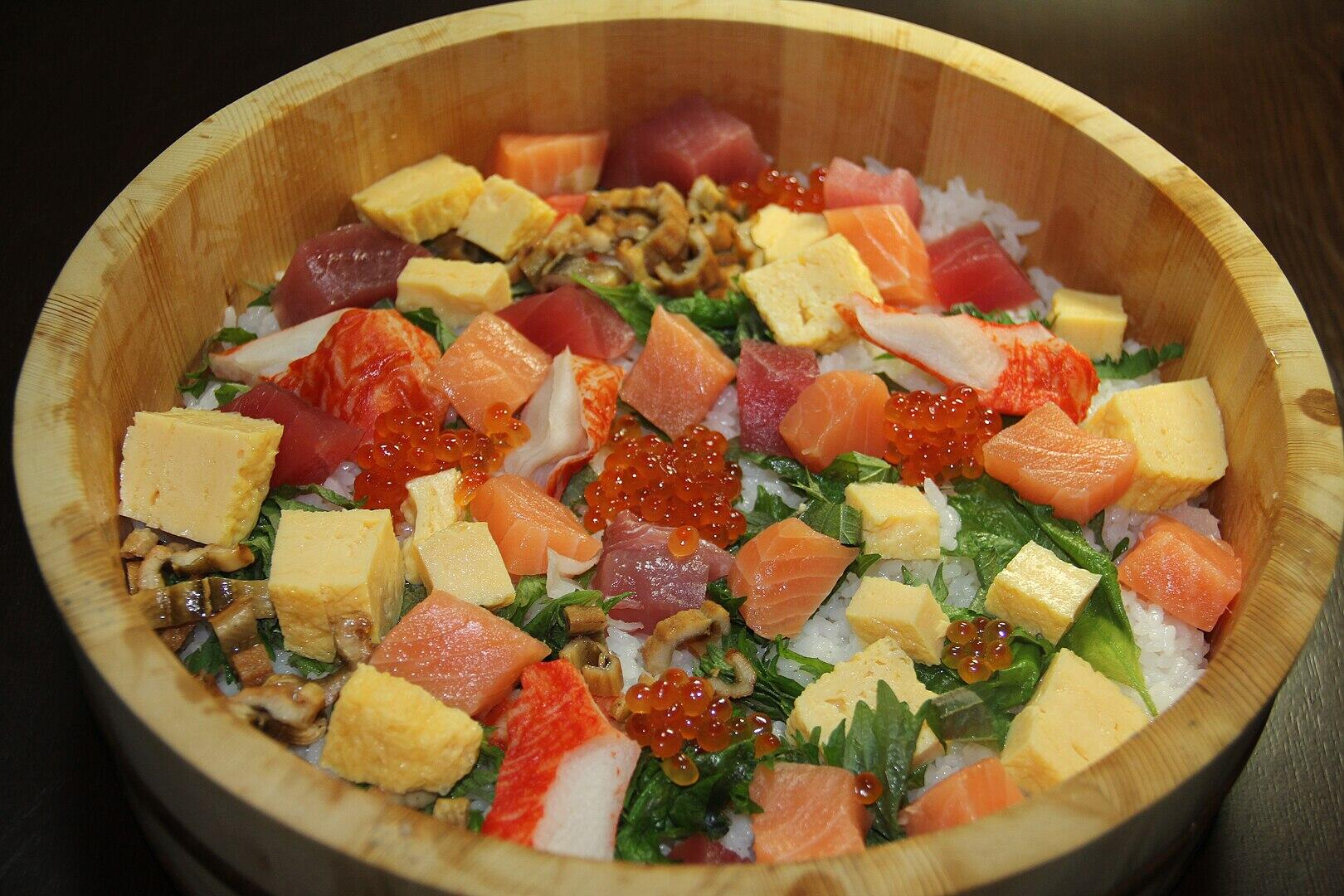 Chirashi sushi dish