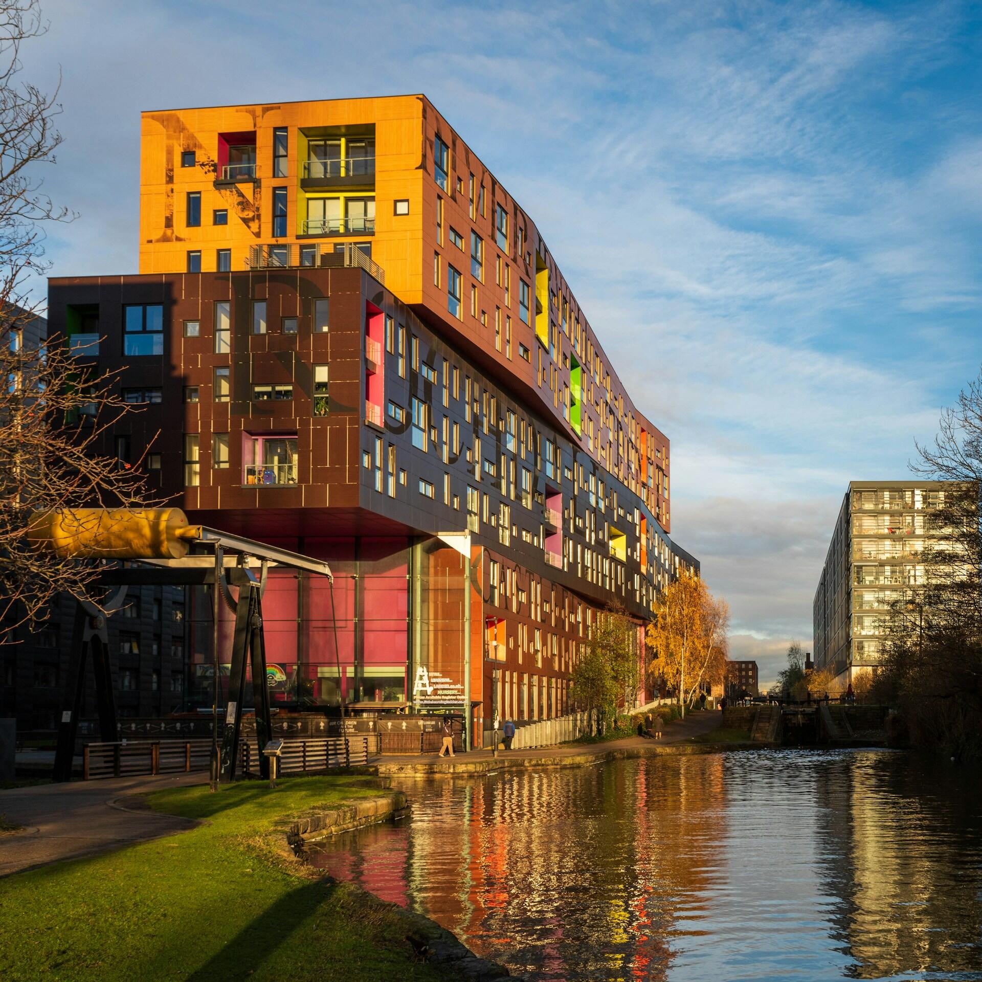 The Manchester canal with buildings lining it.