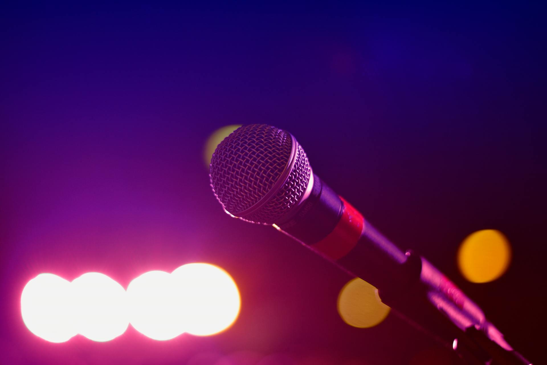 Picture of a microphone 