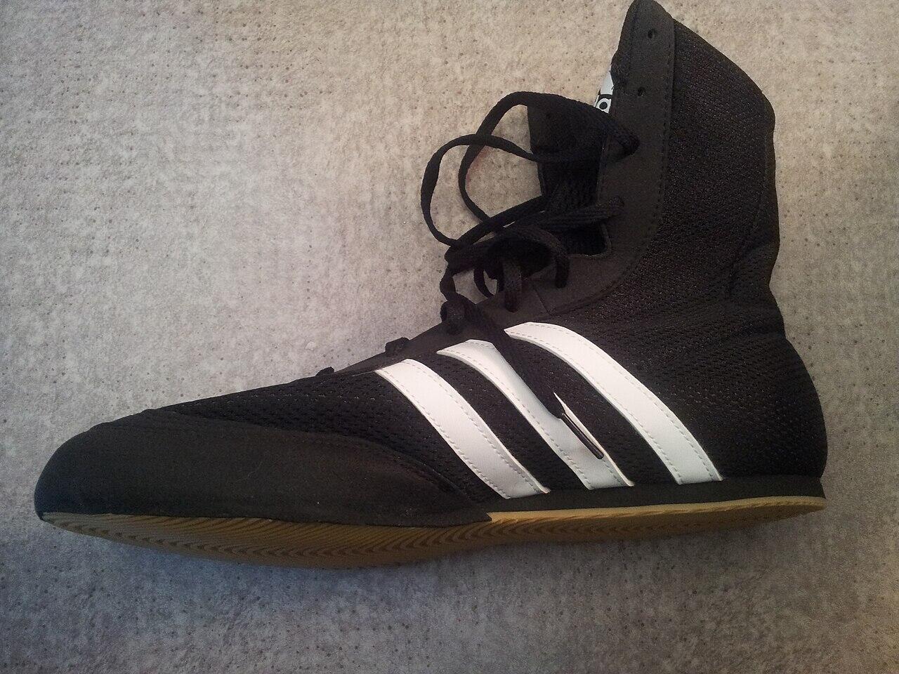 savate training shoes in black with white stripes