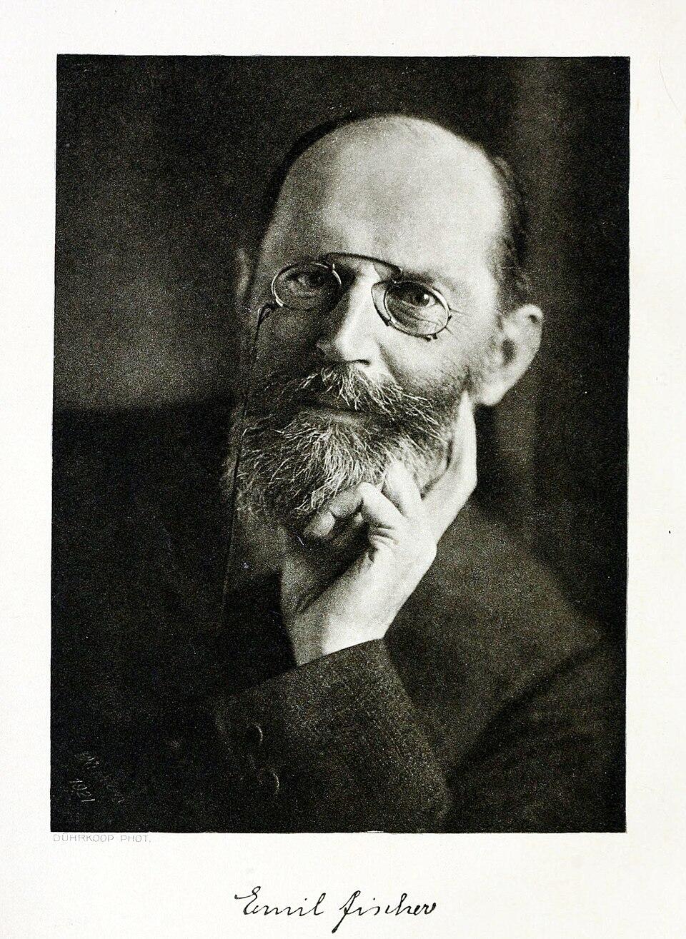 Black and white photo of Hermann Emil Fischer