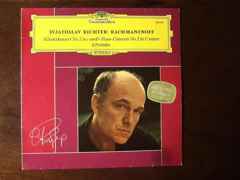 Album cover for Deutsche Grammophon featuring pianist Sviatoslav Richter performing Rachmaninoff, highlighted by a portrait and a