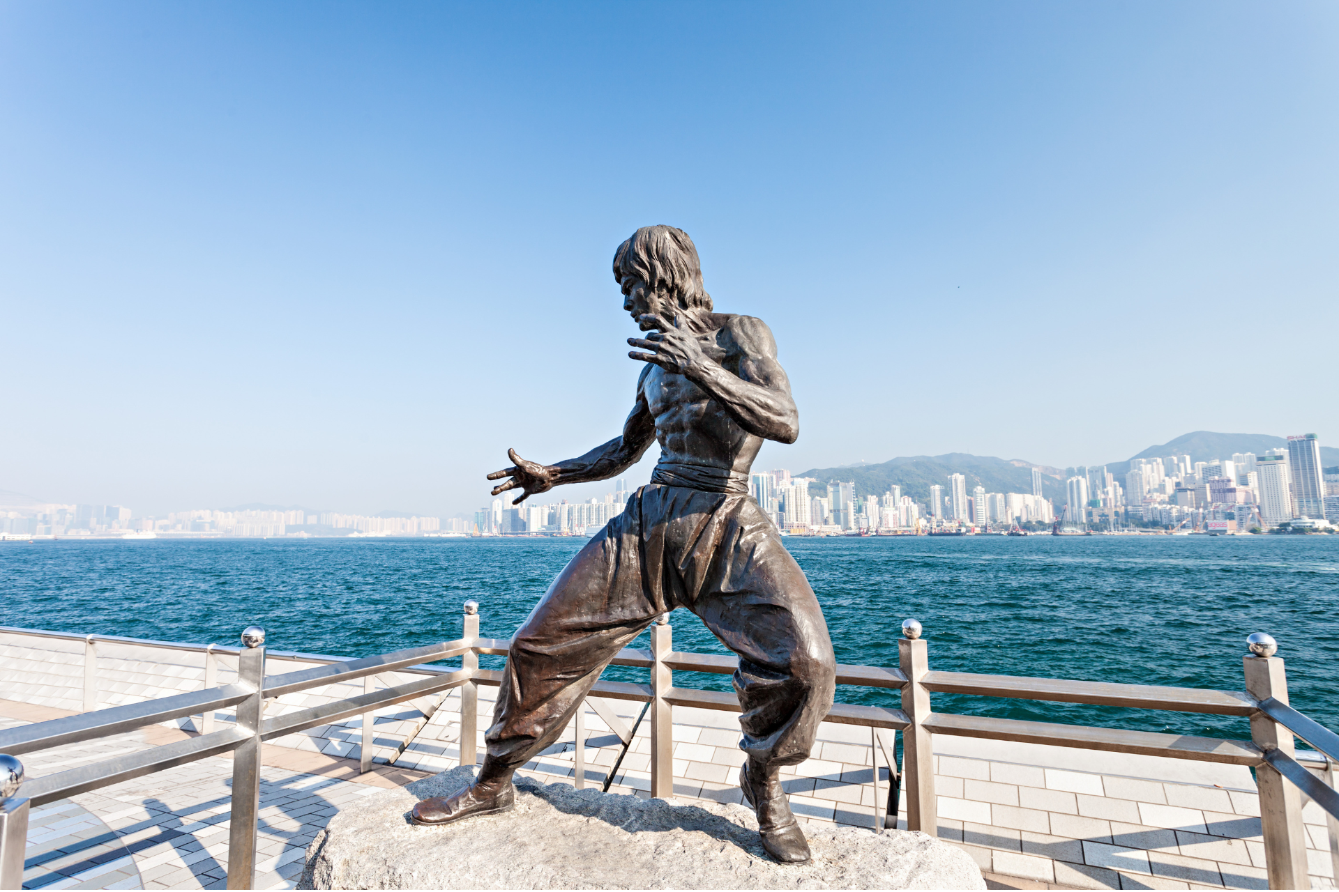 Bronze statue of Bruce Lee.