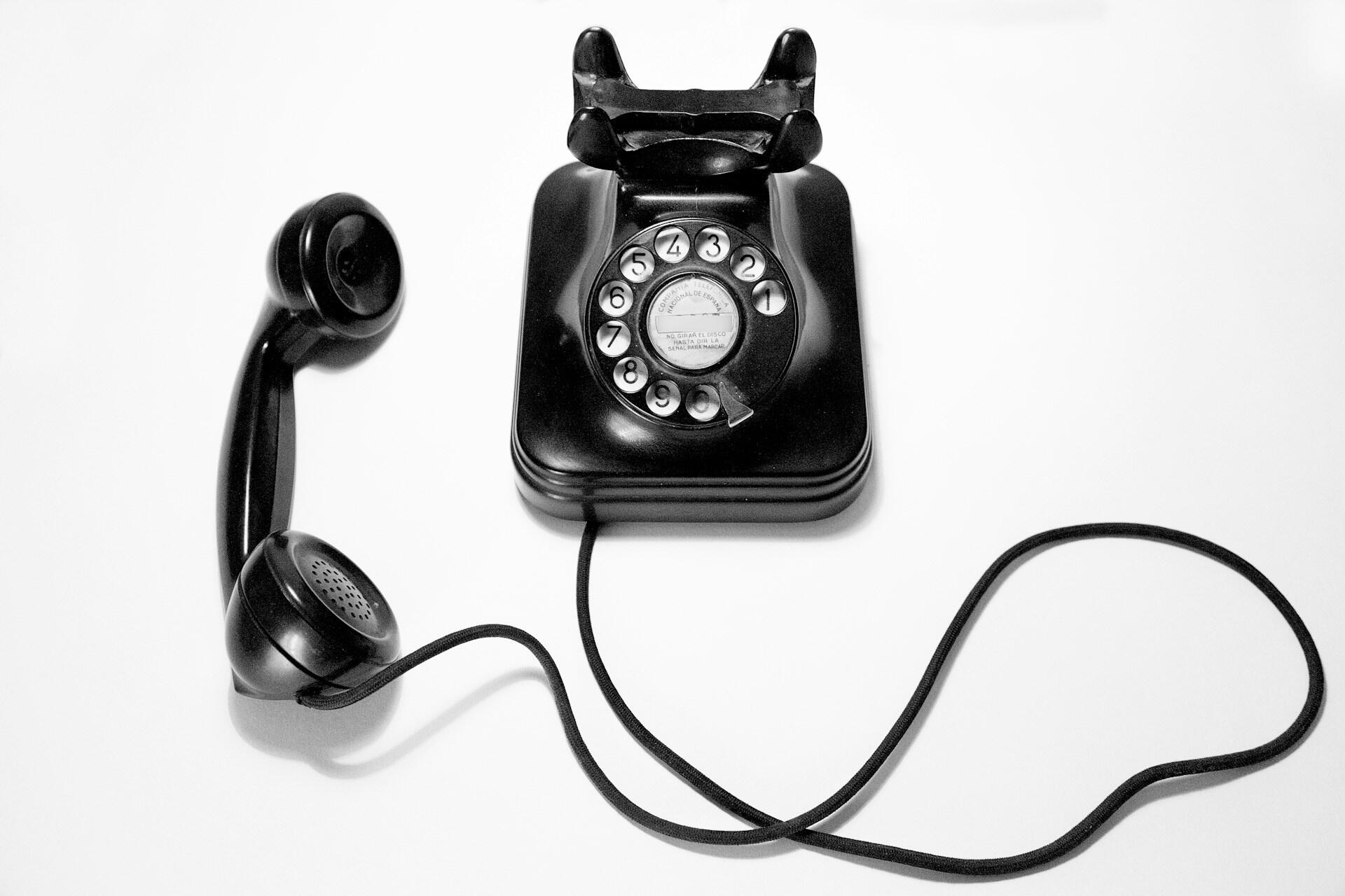 Telefon