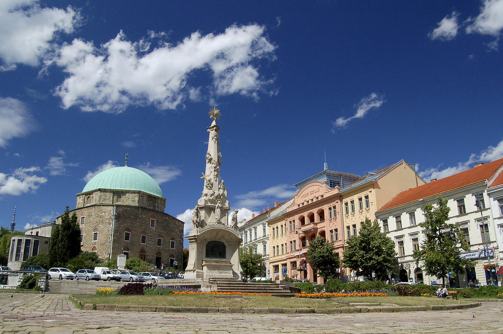Pécs látkép