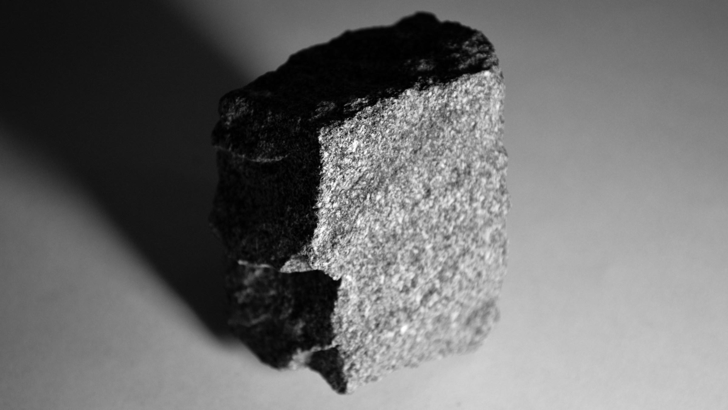 szén