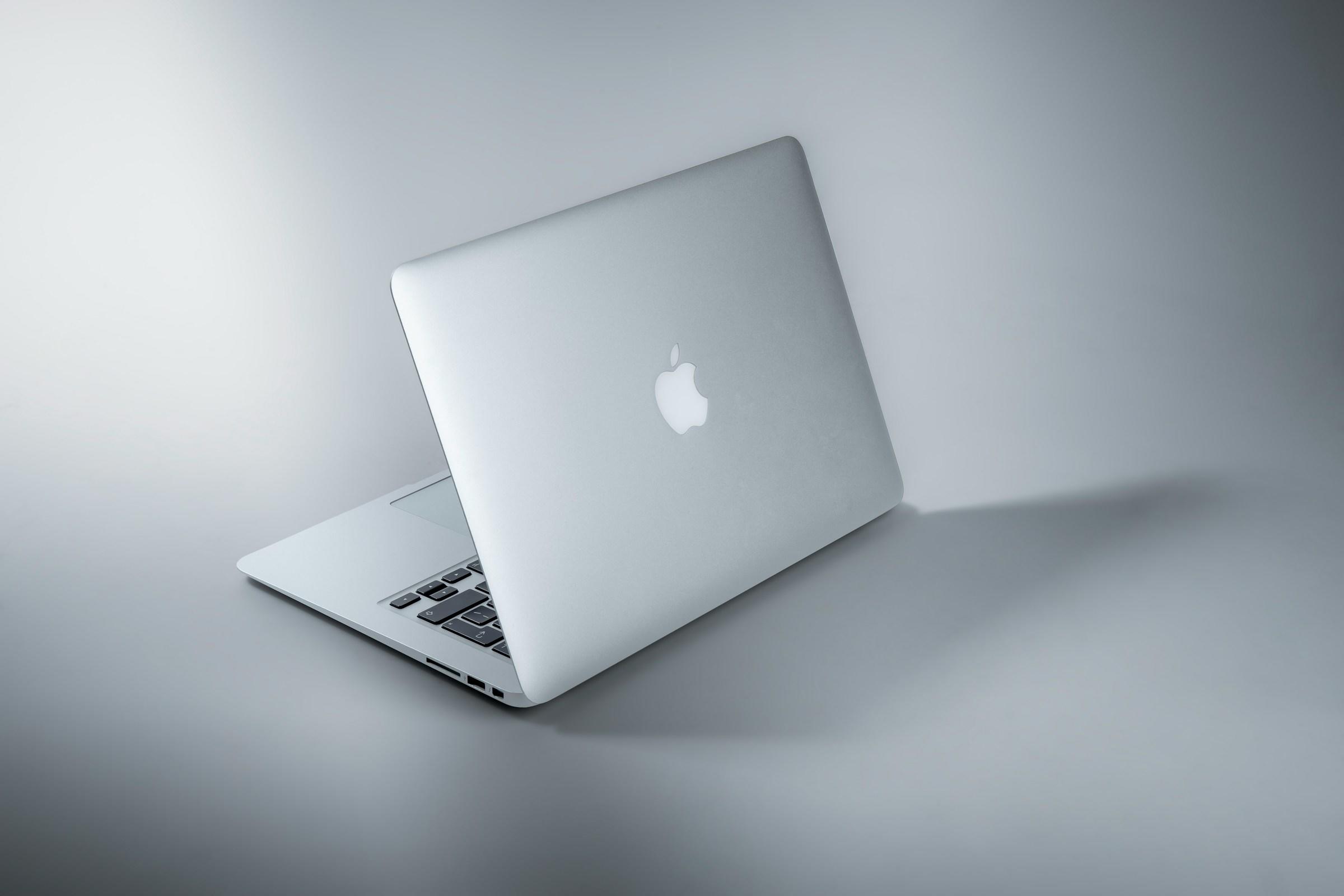 mac laptop