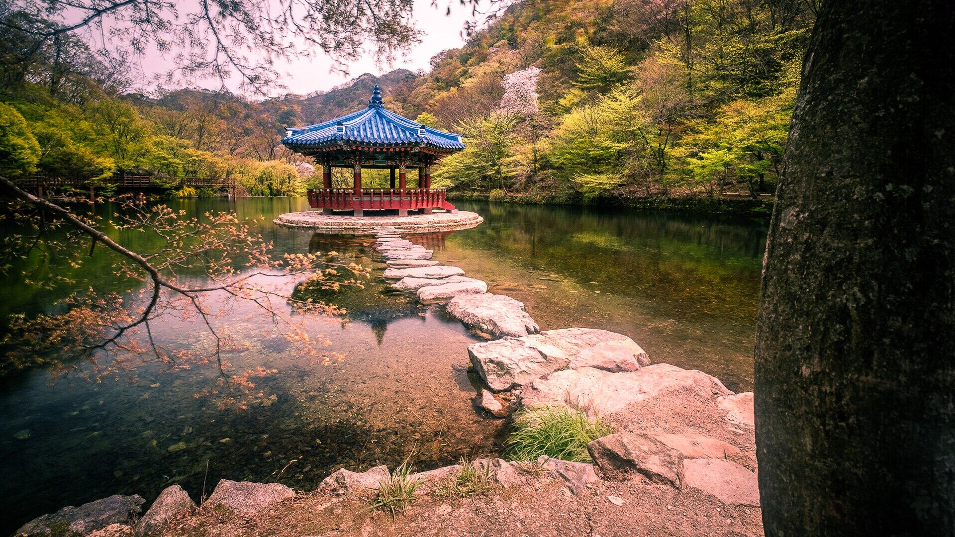 Bokchon Hanok Village