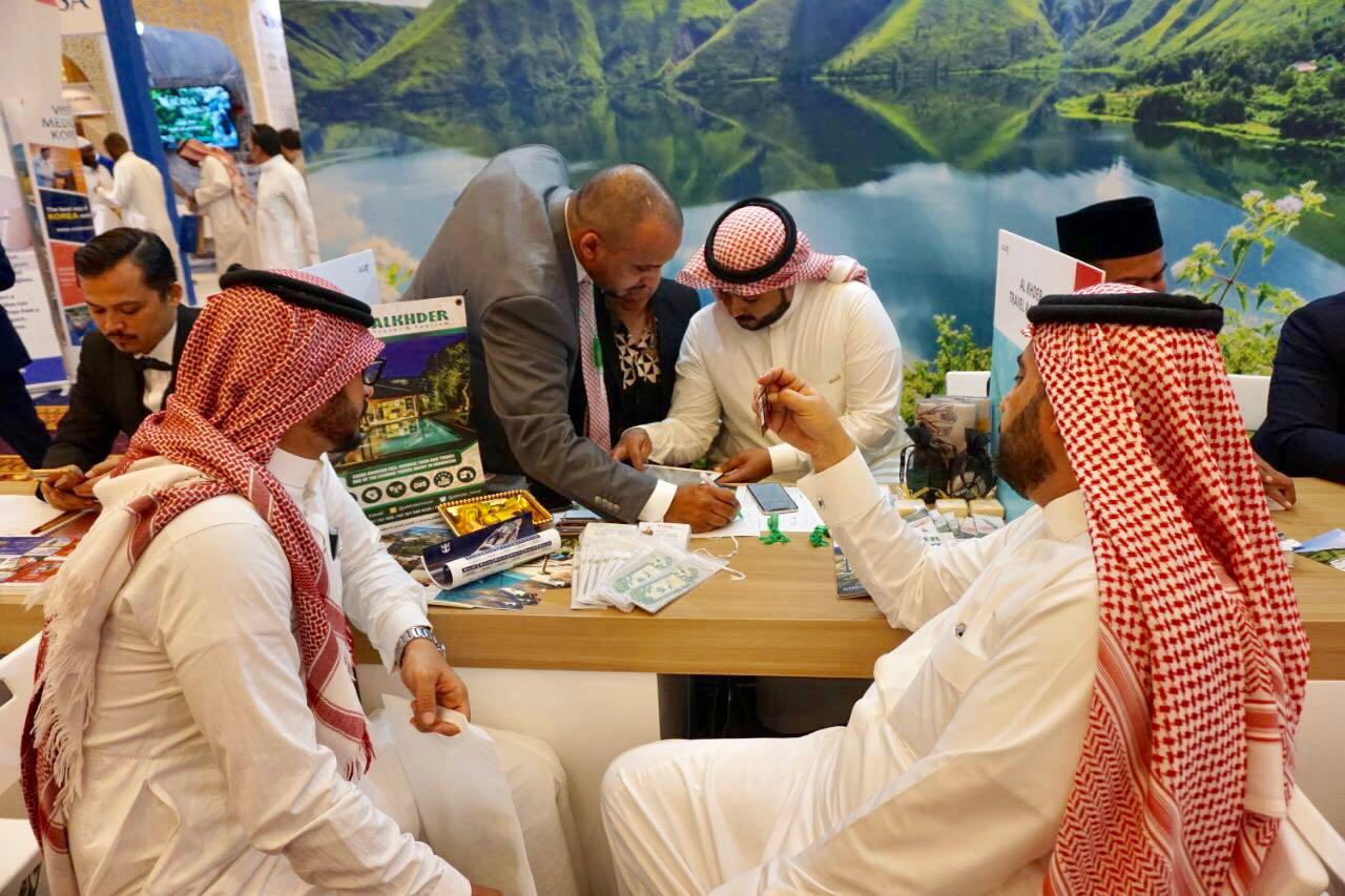 Untuk mempelajari budaya suatu negera maka perlu dipelajari dulu bahasanya, begitupun dengan negara Arab