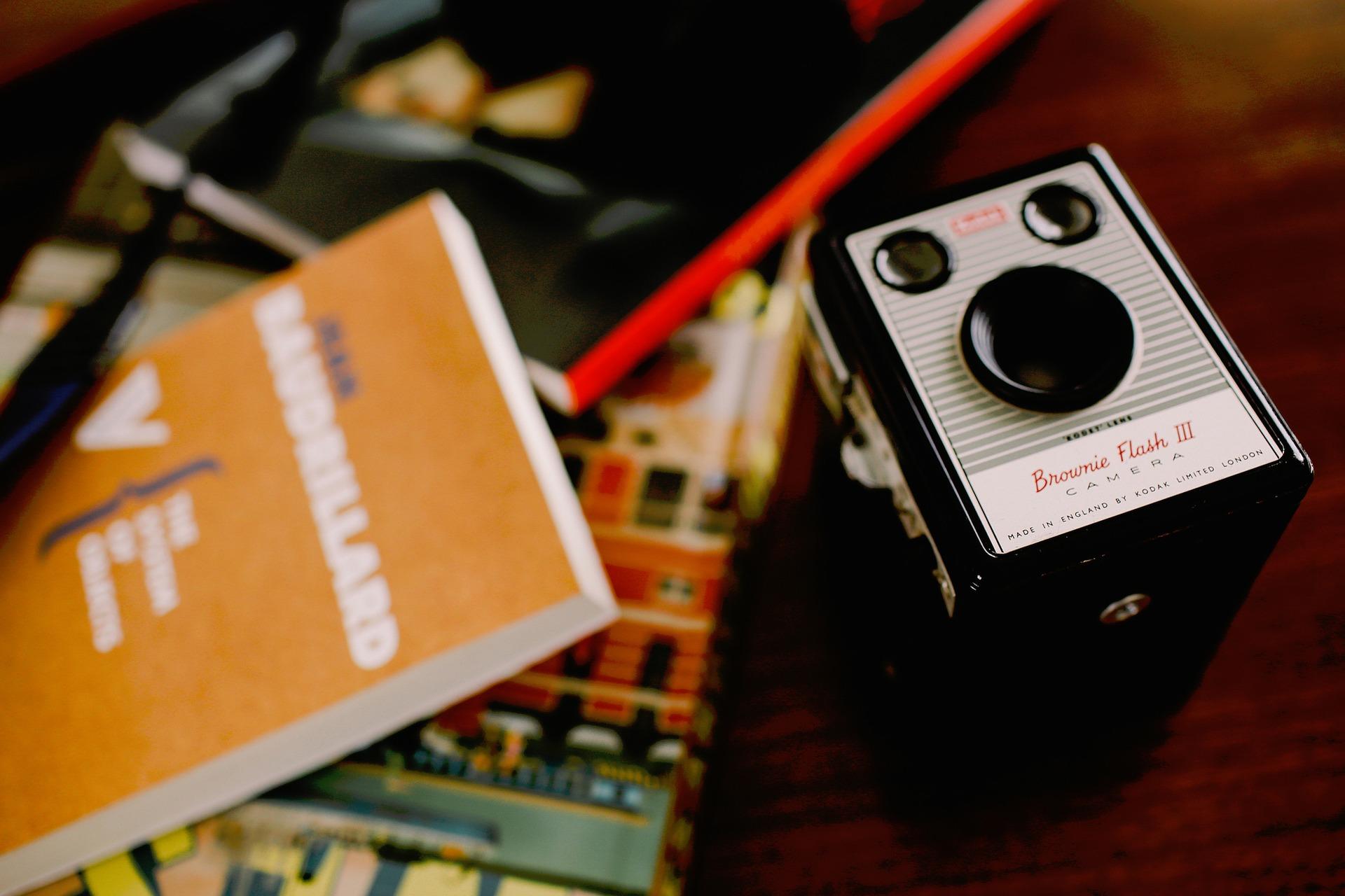 Memotret dengan brownie flash