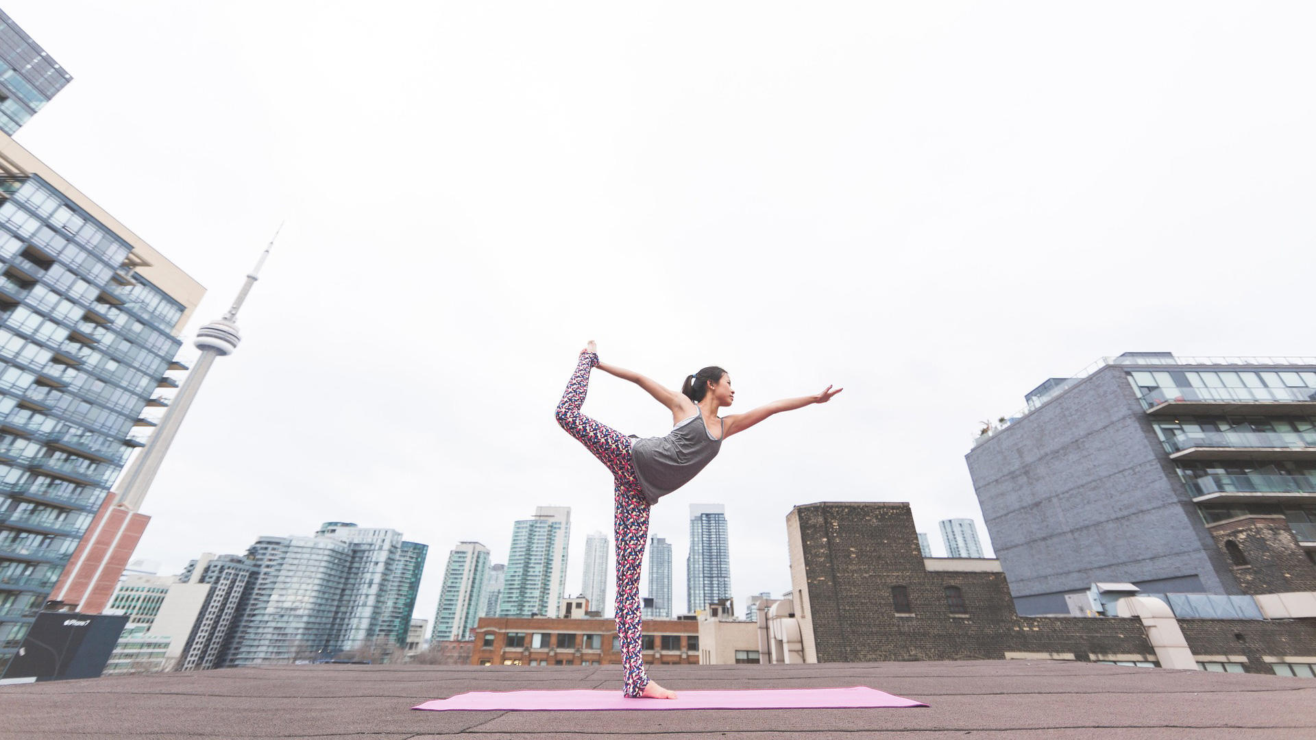 entah tradisi maupun modernitas, yoga tetap menenangkan jiwa