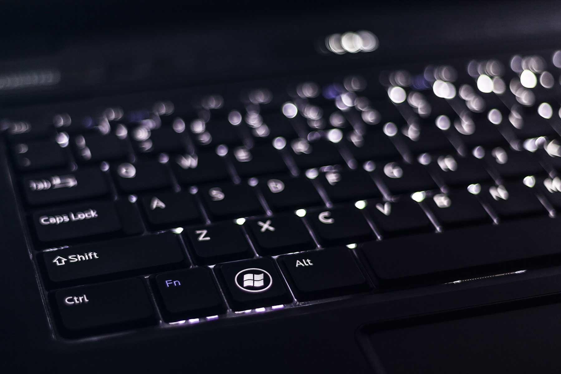 kita pasti tahu ciri khas wondos pada tombol start-nya